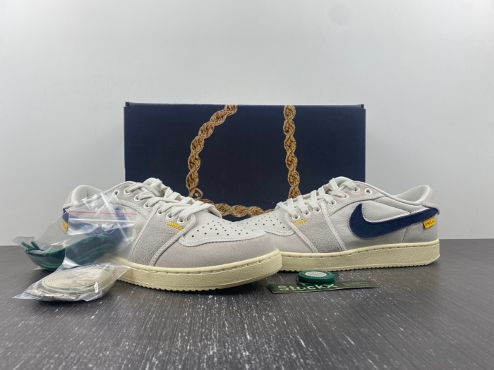 Air Jordan 1 Retro AJKO Low SP Union White Suede DO8912-101