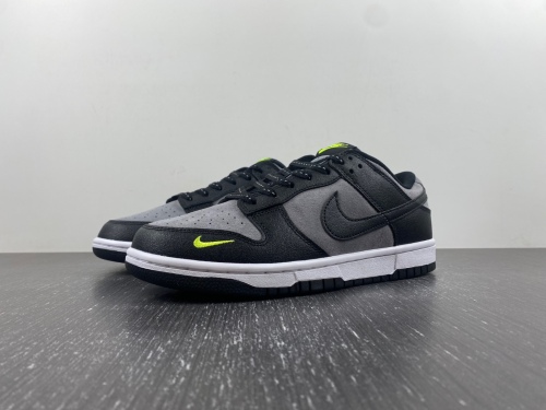 Dunk Low Black Grey Green Strike FQ2205-001