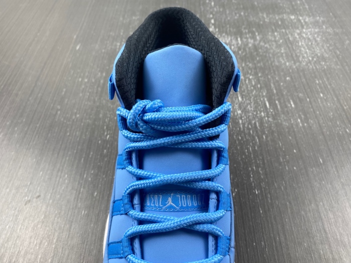 Air Jordan 11 Ultimate Gift of Flight  717602-900