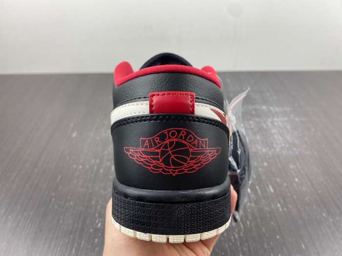 Air Jordan 1 Low SE Just Skate Black  FJ7073-010