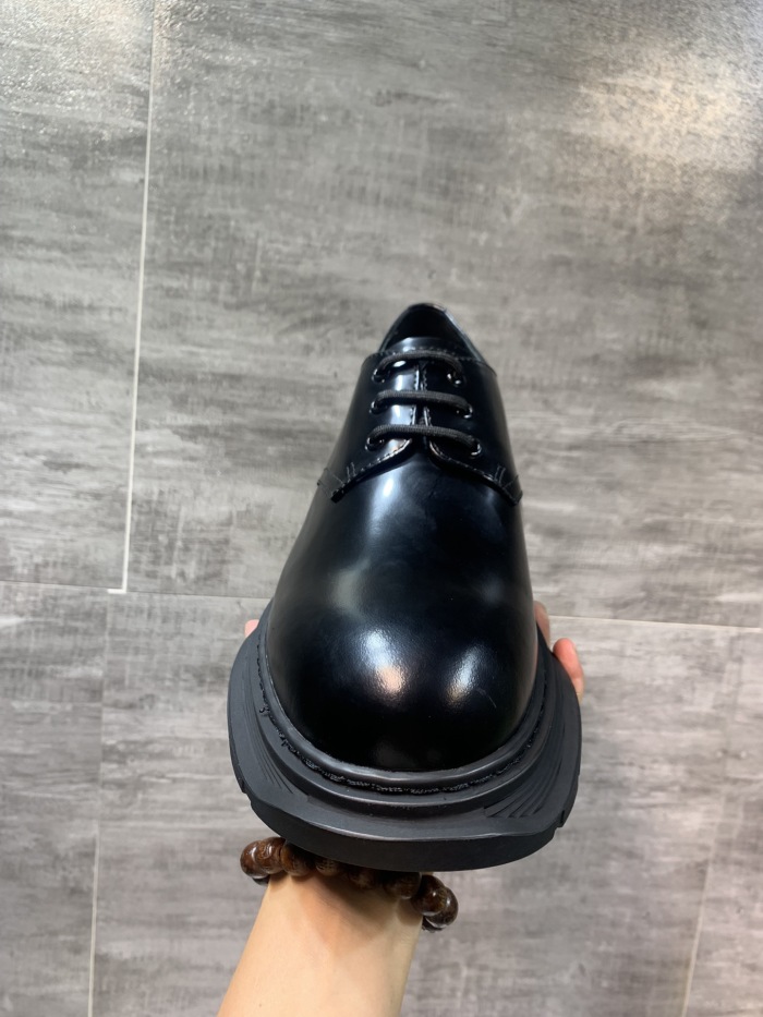 Men A*exander M*queen Sneaker CP 20230607-49