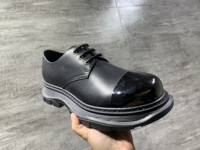 Men A*exander M*queen Sneaker CP 20230607-48
