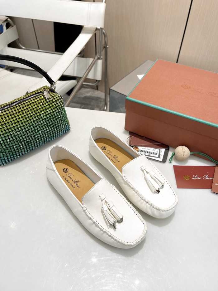 Women L*oro p*iana  Slippers CP 20230608-10
