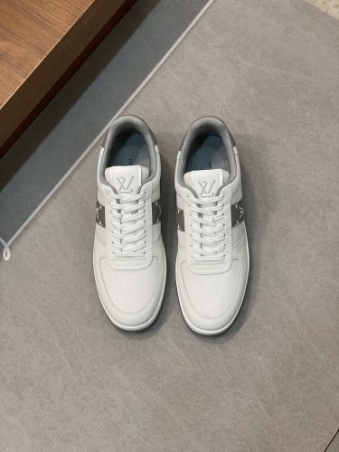 Men L*ouis V*uitton Top Sneaker Trainer CP 20230609-4