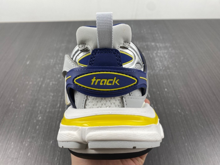Men Women B*alenciaga Track AM 20230619-3