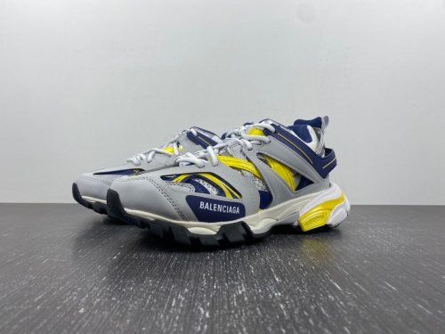 Men Women B*alenciaga Track AM 20230619-3