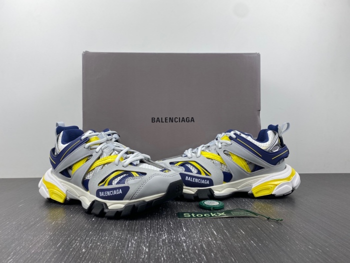 Men Women B*alenciaga Track AM 20230619-3