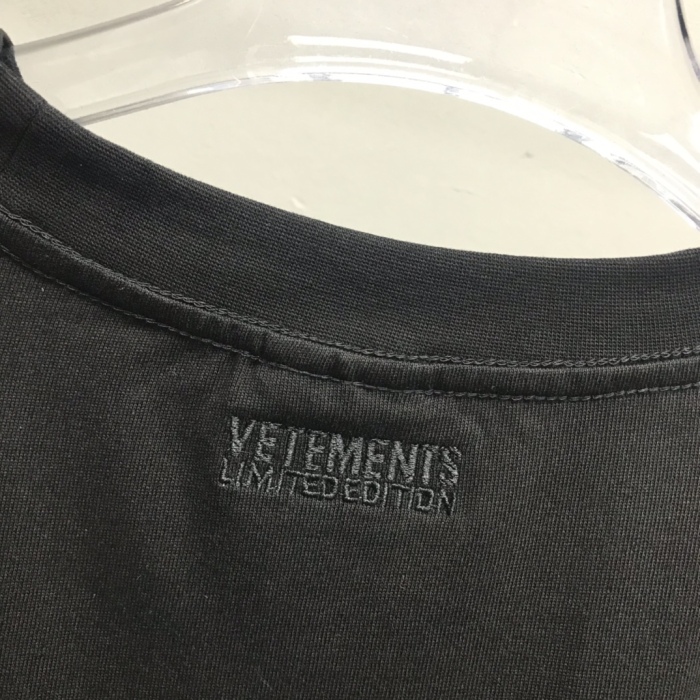 V*etements T-shirt Top Quality DSX 20230620-53