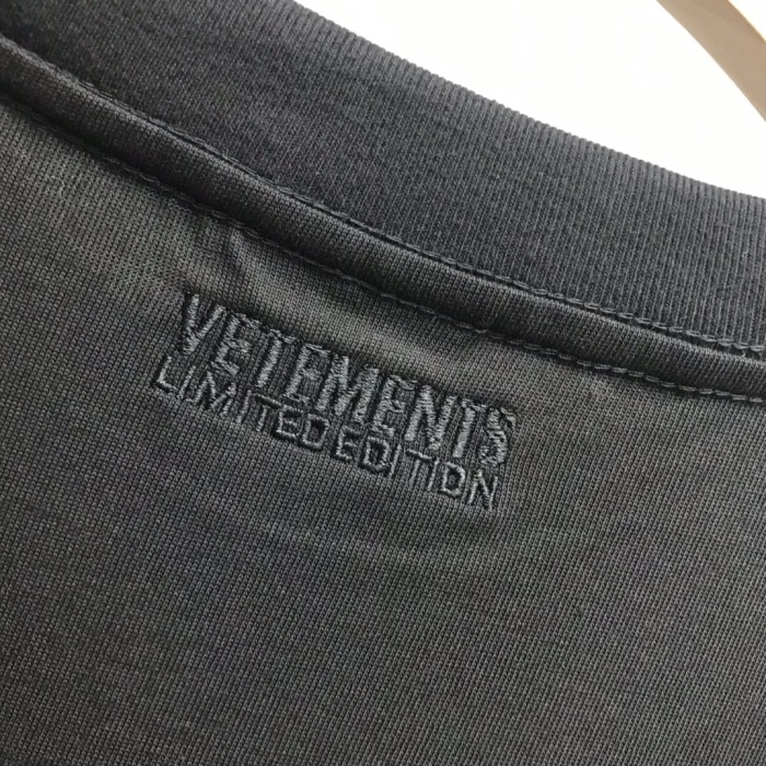 V*etements T-shirt Top Quality DSX 20230620-53