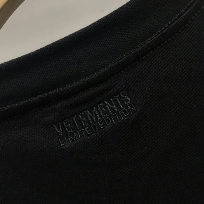 V*etements T-shirt Top Quality DSX 20230620-53