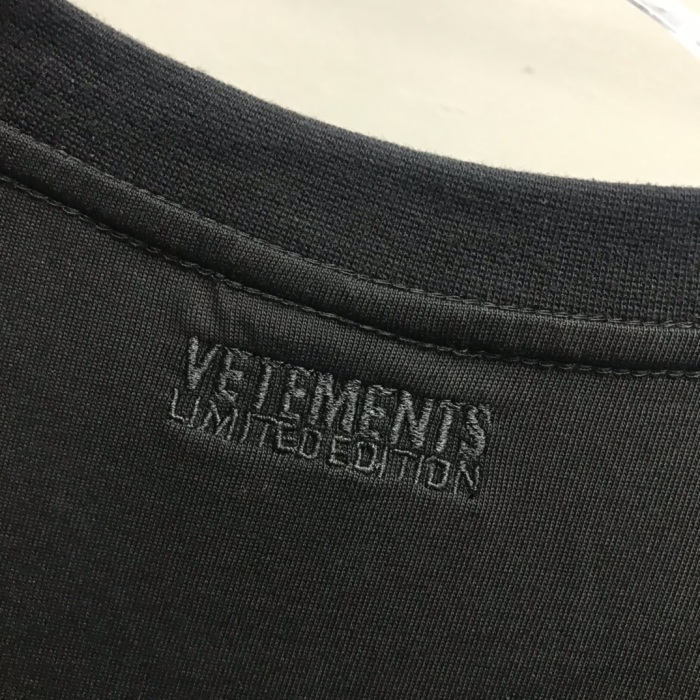 V*etements T-shirt Top Quality DSX 20230620-54