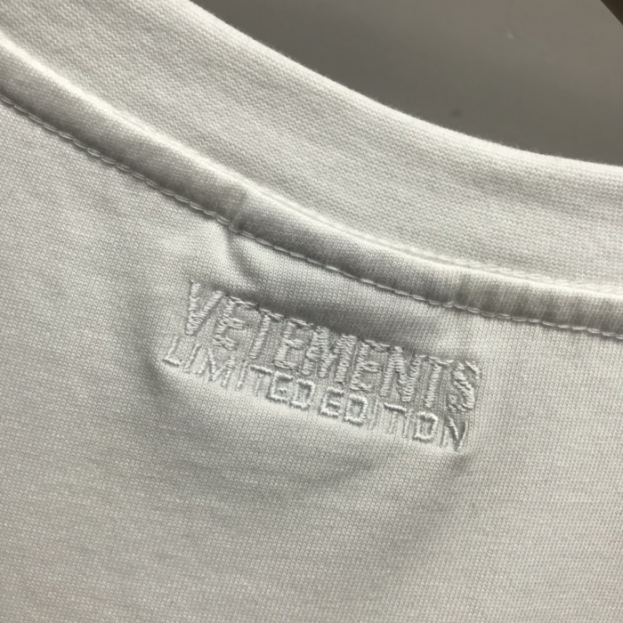 V*etements T-shirt Top Quality DSX 20230620-51