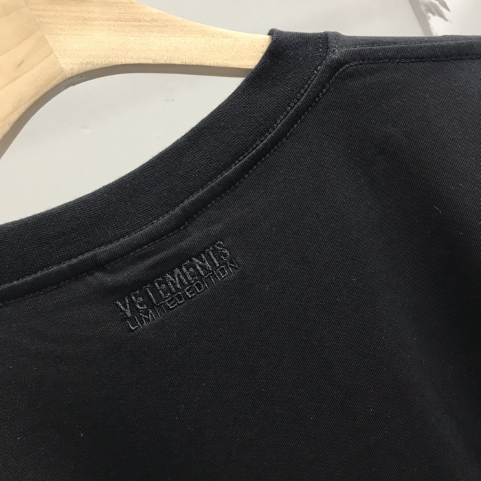 V*etements T-shirt Top Quality DSX 20230620-49