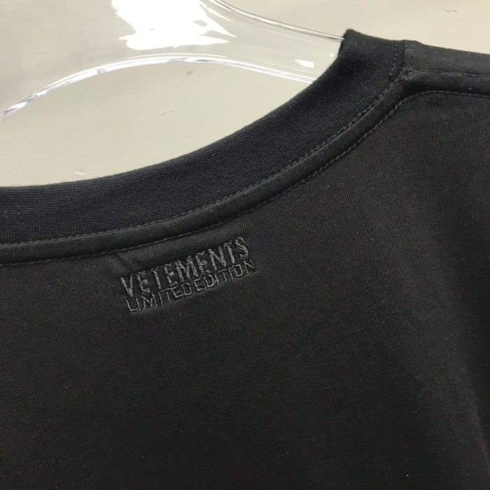 V*etements T-shirt Top Quality DSX 20230620-54
