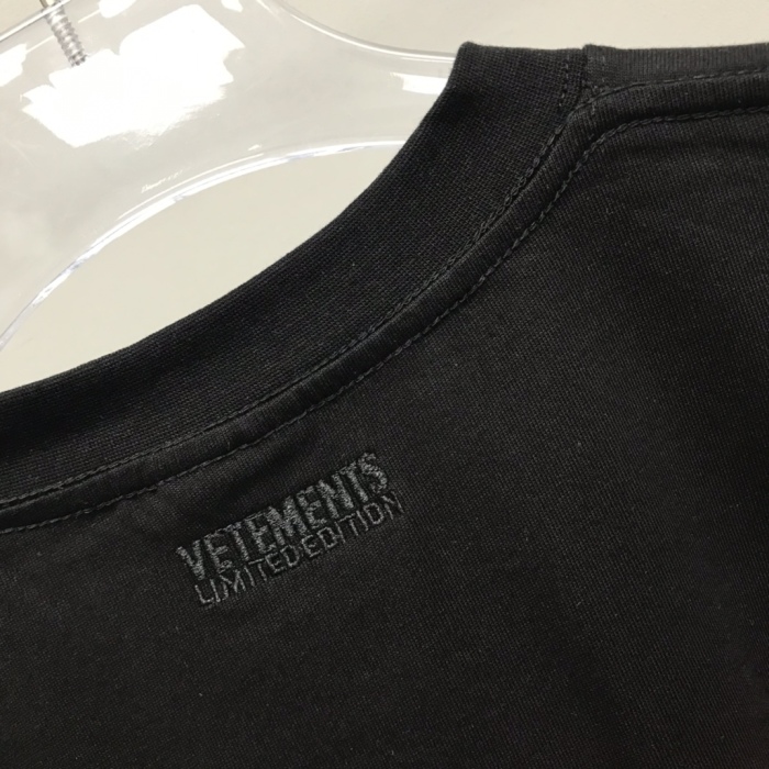 V*etements T-shirt Top Quality DSX 20230620-42