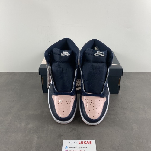 Air Jordan 1 Retro High OG Atmosphere DD9335-641