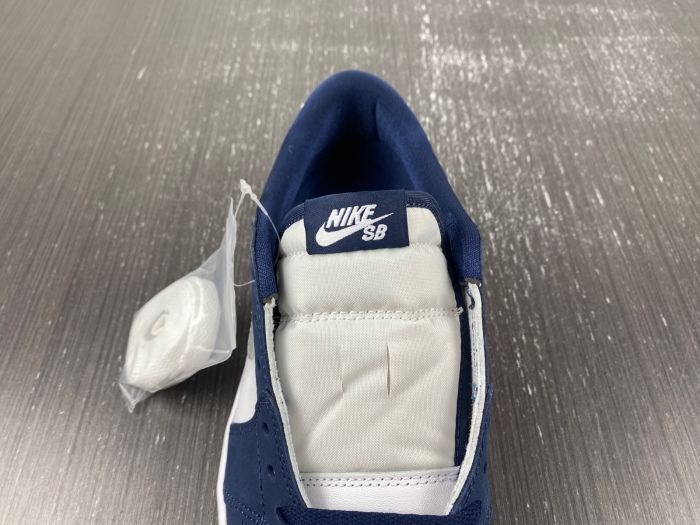 Air Jordan 1 Low SB Midnight Navy  CJ7891-400