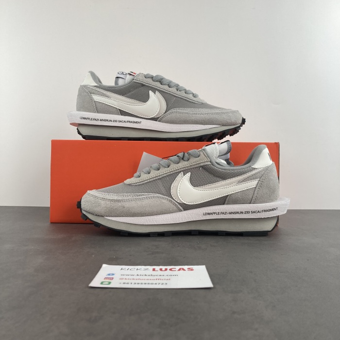 LD Waffle SF sacai Fragment Grey  DH2684-001