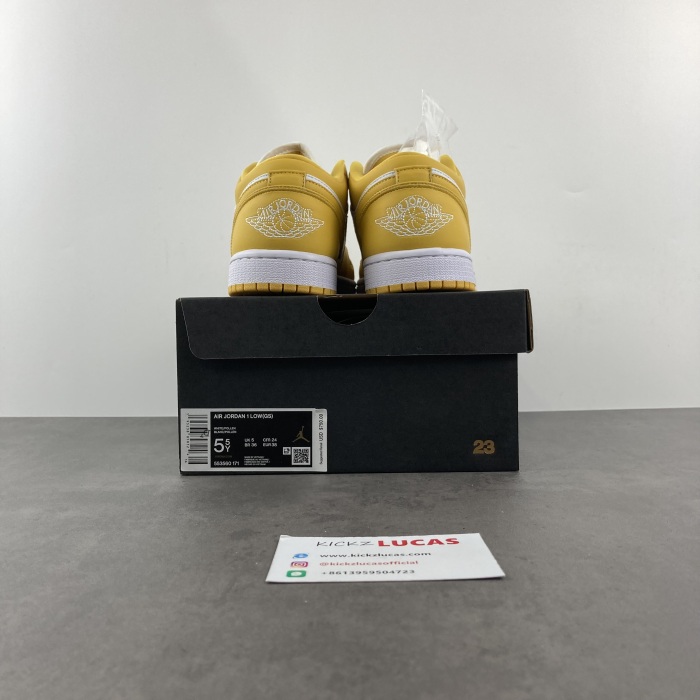 Air Jordan 1 Low White Pollen  553560-171