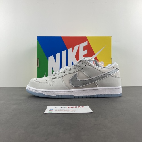 SB Dunk Low White Lobster (Friends and Family)  FD8776-100