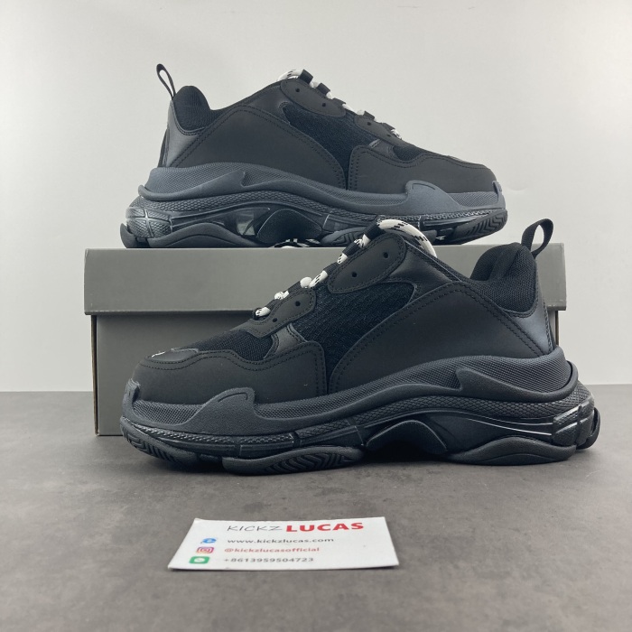 Men Women B*alenciaga Triples Top Sneaker AME20230704-2
