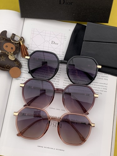 D*ior Glasses XX 20230706-106