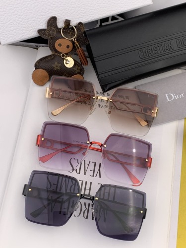D*ior Glasses XX 20230706-37