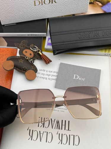 D*ior Glasses XX 20230706-94