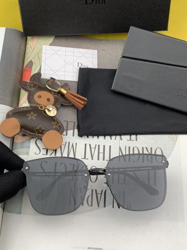 D*ior Glasses XX 20230706-110