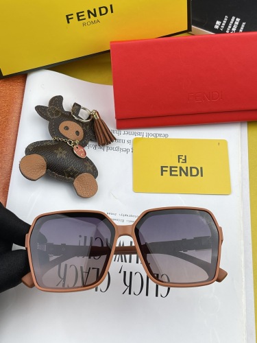 F*endi Glasses XX 20230706-43