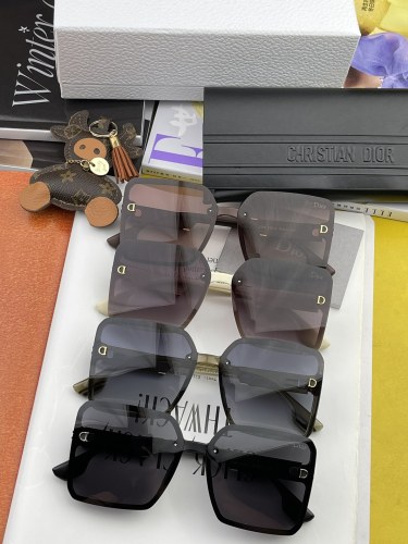 D*ior Glasses XX 20230706-44