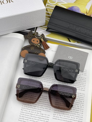 D*ior Glasses XX 20230706-77