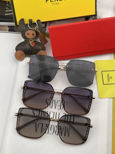 F*endi Glasses XX 20230706-30