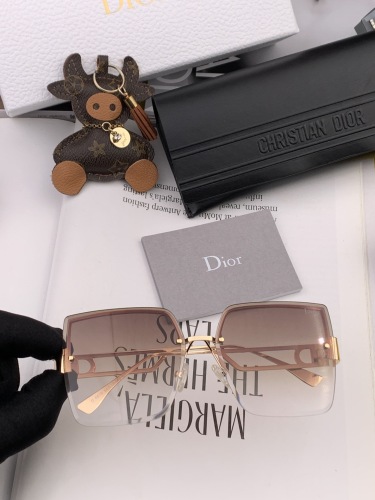 D*ior Glasses XX 20230706-37