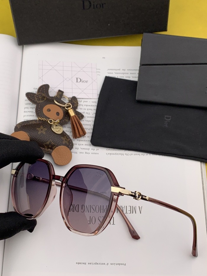 D*ior Glasses XX 20230706-106