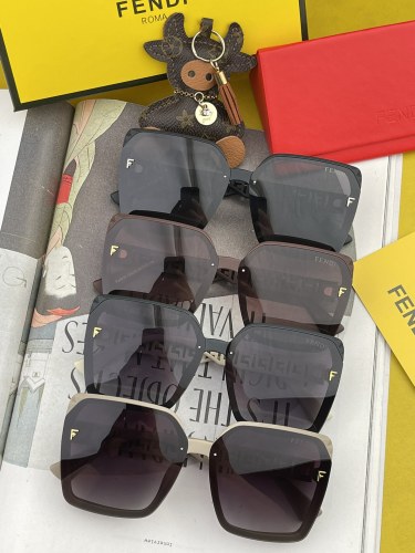 F*endi Glasses XX 20230706-49