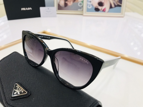 P*rada Glasses Top XX 20230707-82