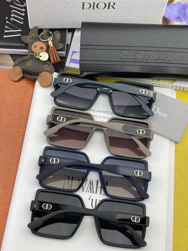 D*ior Glasses XX 20230707-5