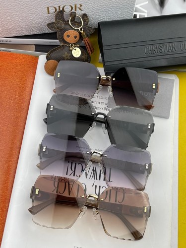 D*ior Glasses XX 20230707-9