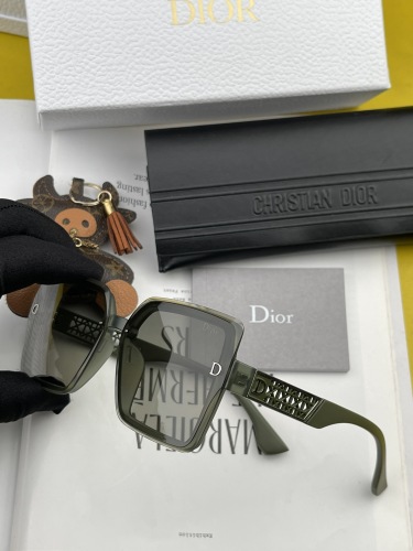 D*ior Glasses XX 20230707-35