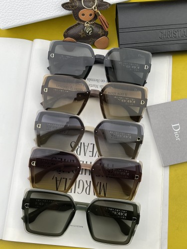 D*ior Glasses XX 20230707-35