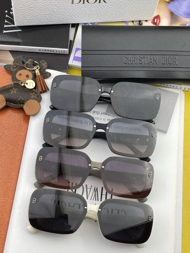 D*ior Glasses XX 20230708-40