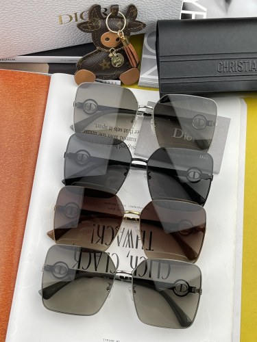 D*ior Glasses XX 20230708-10