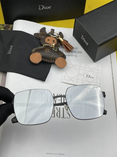 D*ior Glasses XX 20230708-82