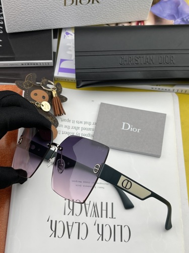 D*ior Glasses XX 20230708-48