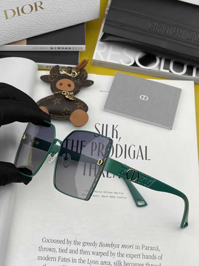 D*ior Glasses XX 20230708-112