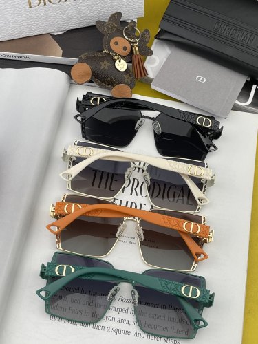 D*ior Glasses XX 20230708-112