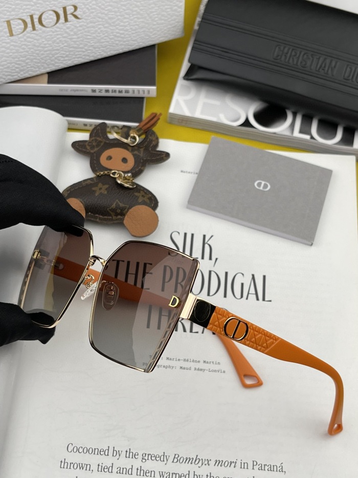 D*ior Glasses XX 20230708-112