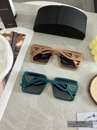P*rada Glasses Top XX 20230710-40