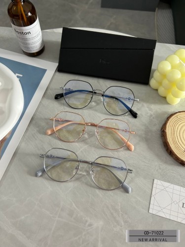 D*ior Glasses XX 20230710-69